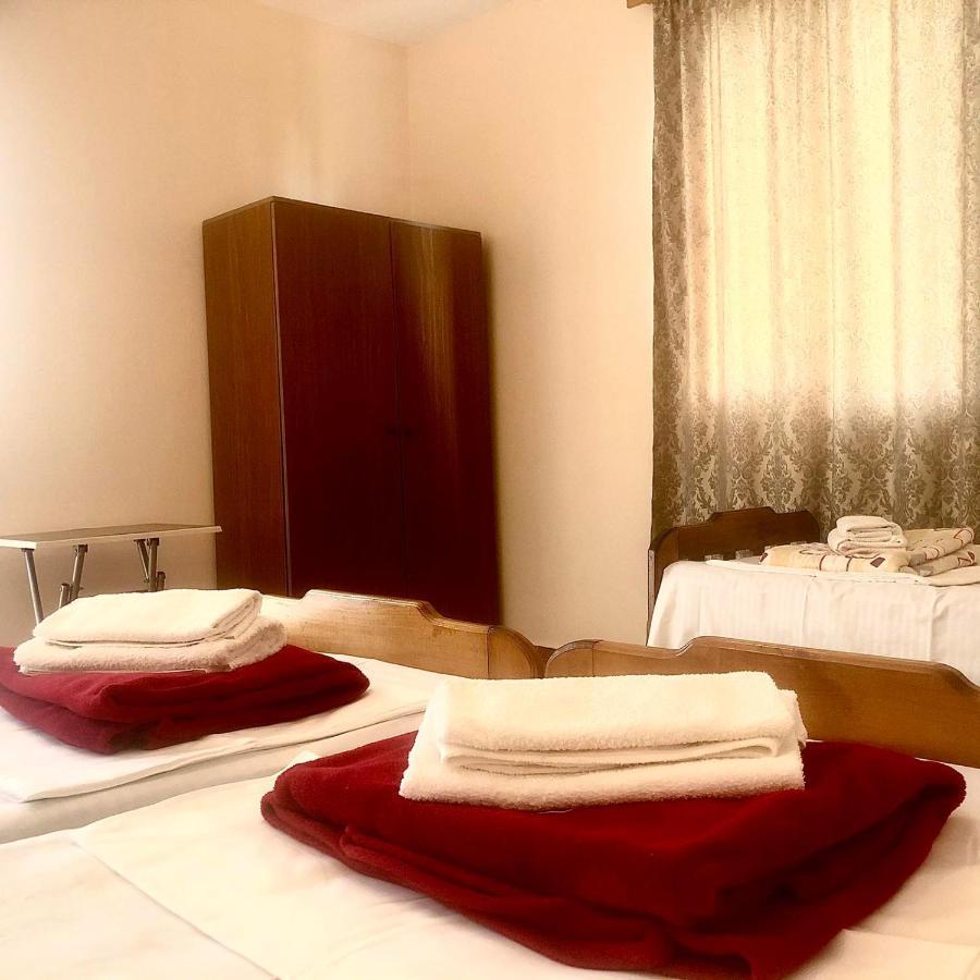 Nika Inn Kobuleti Exterior foto
