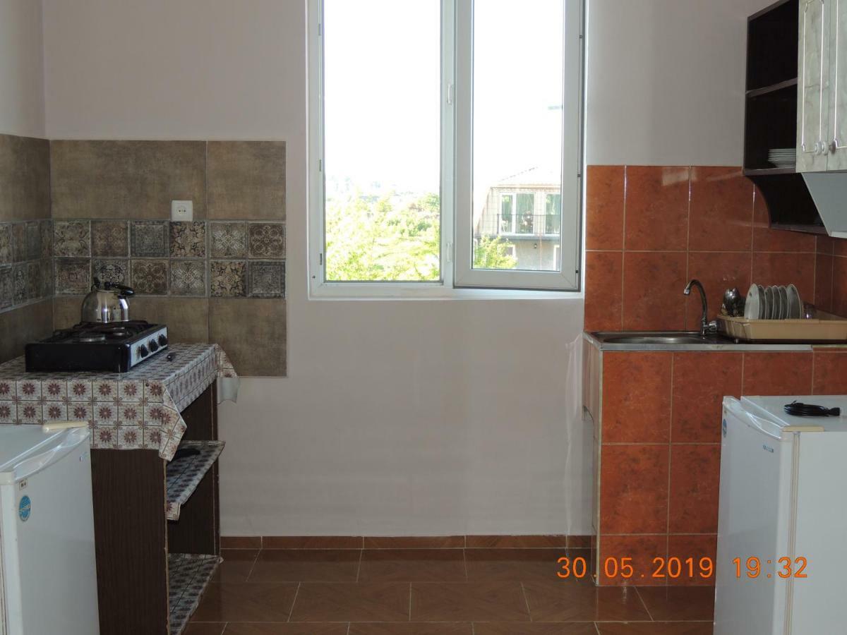 Nika Inn Kobuleti Exterior foto